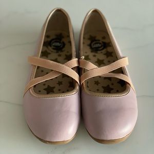 Adorable pink with gold Livie and Luca ballet flats. Big girl size 3